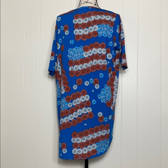 LuLaRoe Irma Top - Picture 2 of 5